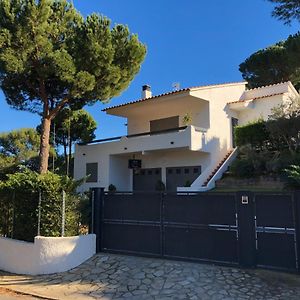 Villa In Pals Met Prive Zwembad En Tuin